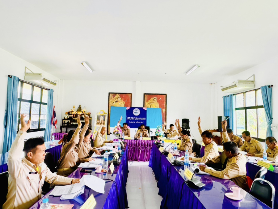 นายสำลี เหลากลม ประธานสภาเทศบาลตำบลหนองนกทา ได้เรียกประชุมสภาเทศบาลตำบลหนองนกทา สมัยสามัญ สมัยที่ 3 ครั้งที่ 3 ประจำปี พ.ศ.2568 เพื่อพิจารณาอนุมัติโอนงบประมาณรายจ่ายประจำปี พ.ศ.2568 ครั้งที่ 11/2568